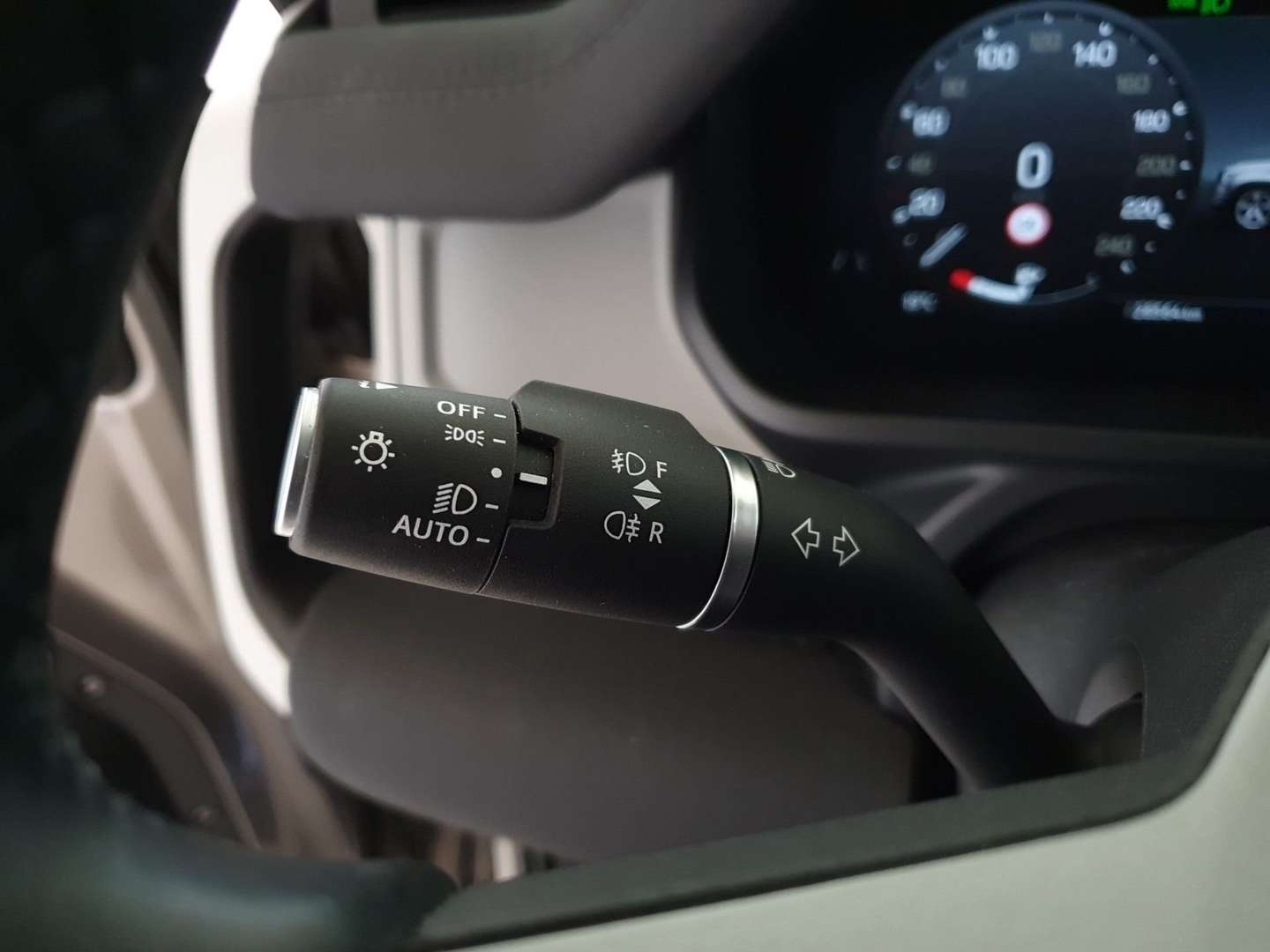 Land Rover Defender 110 XS P300e - 2023 - Joinsteer - #32