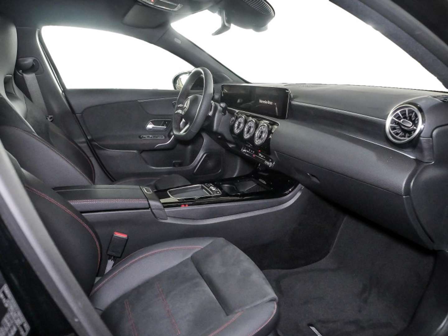 Mercedes Classe A 200 AMG Line - 2025 - Joinsteer - #5