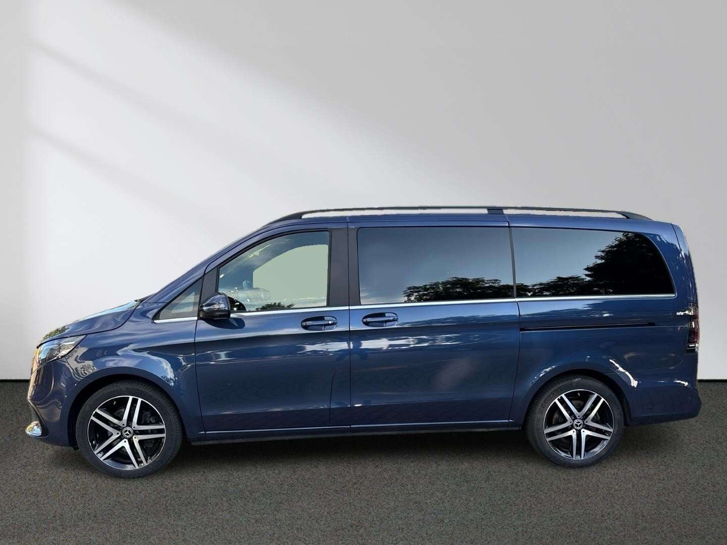 Mercedes V 250 250 Avantgarde - 2024 - Joinsteer - #2