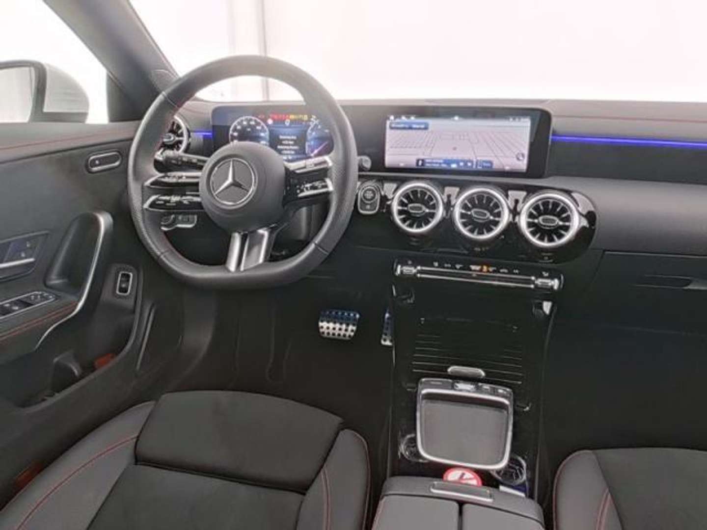 Mercedes CLA Shooting Break 180 Premium - 2024 - Joinsteer - #6