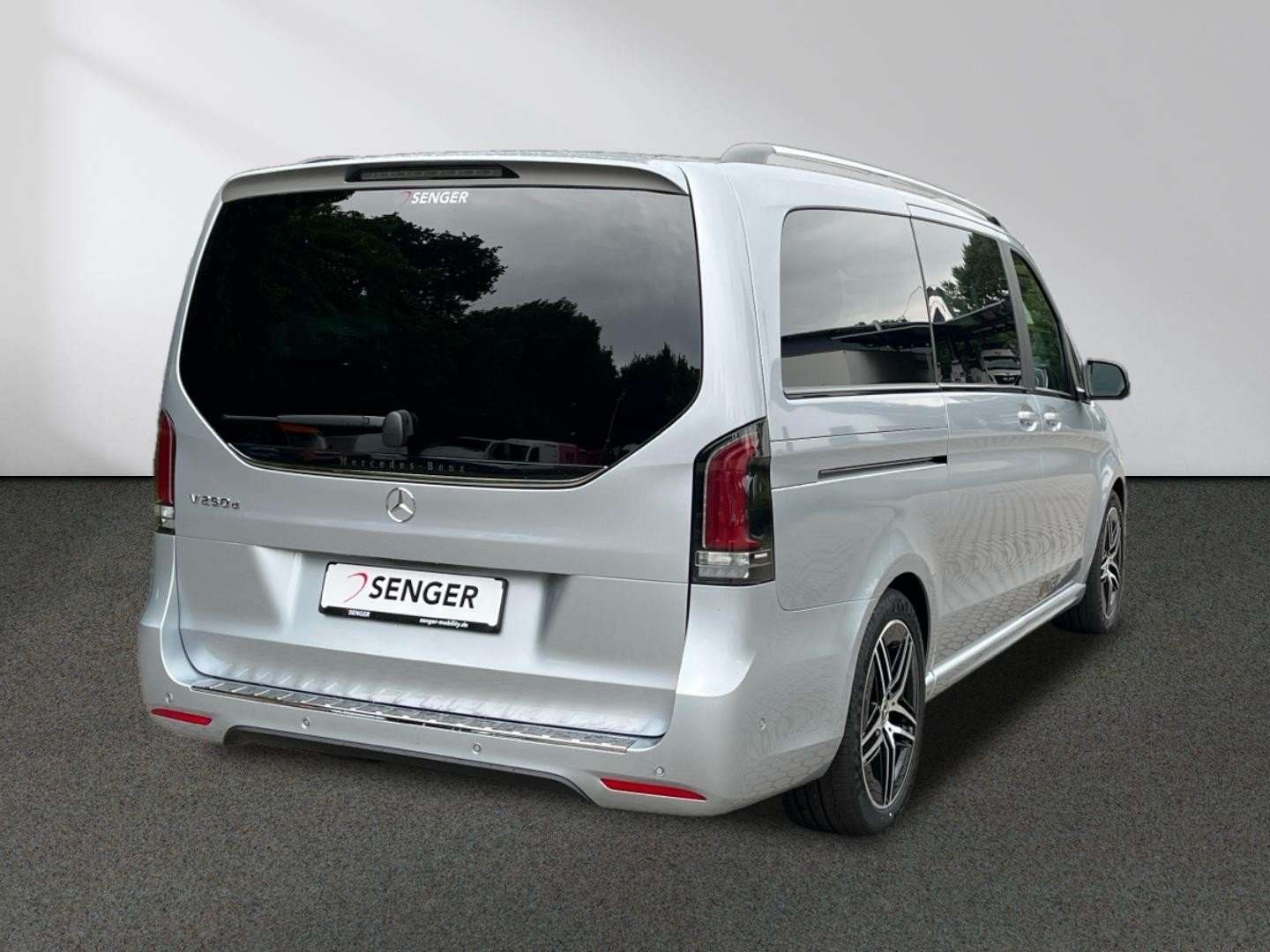 Mercedes V 250 250 Avantgarde - 2025 - Joinsteer - #3