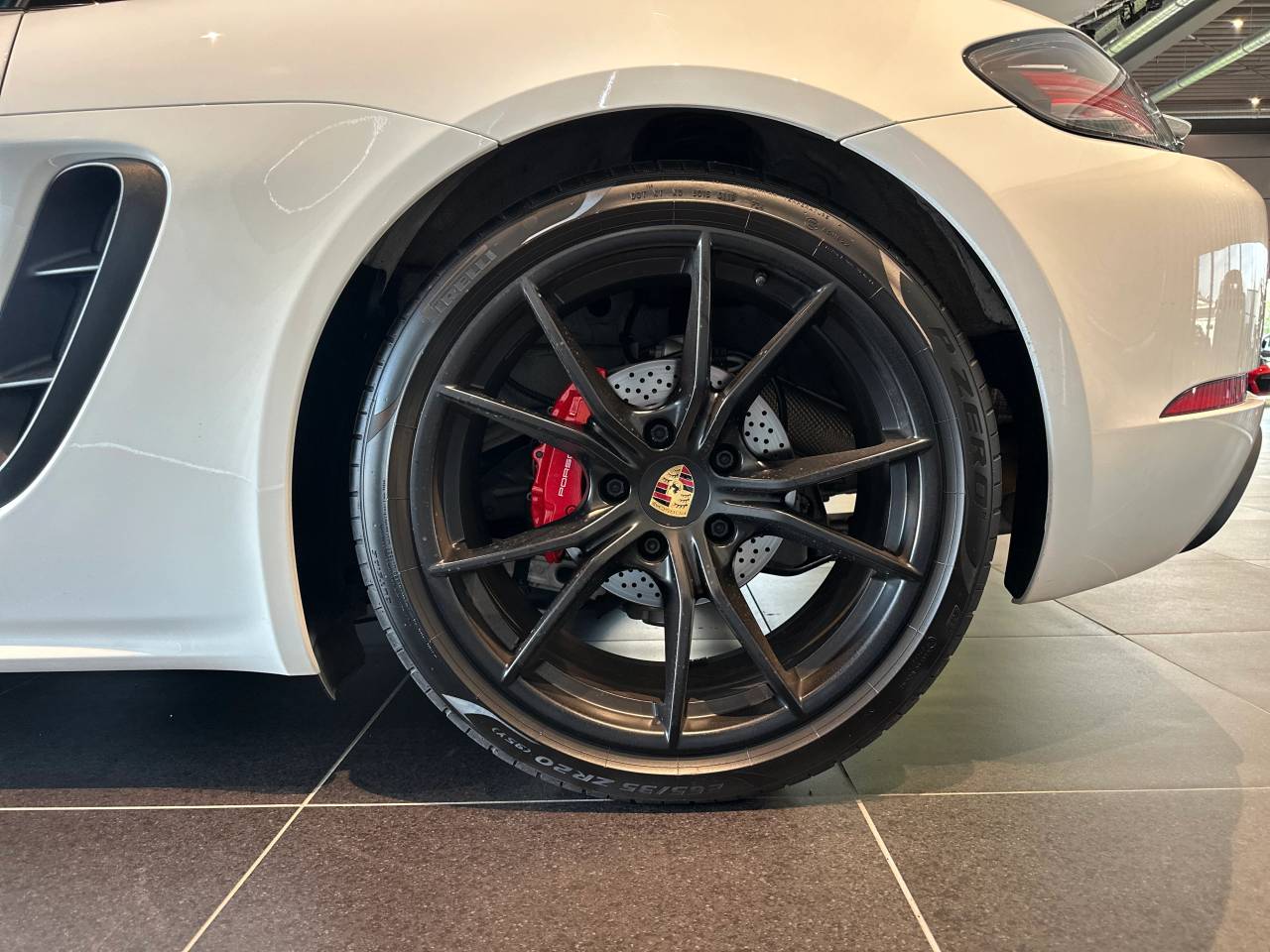 Porsche 718 type 982 Cayman S - 2018 - Joinsteer - #17