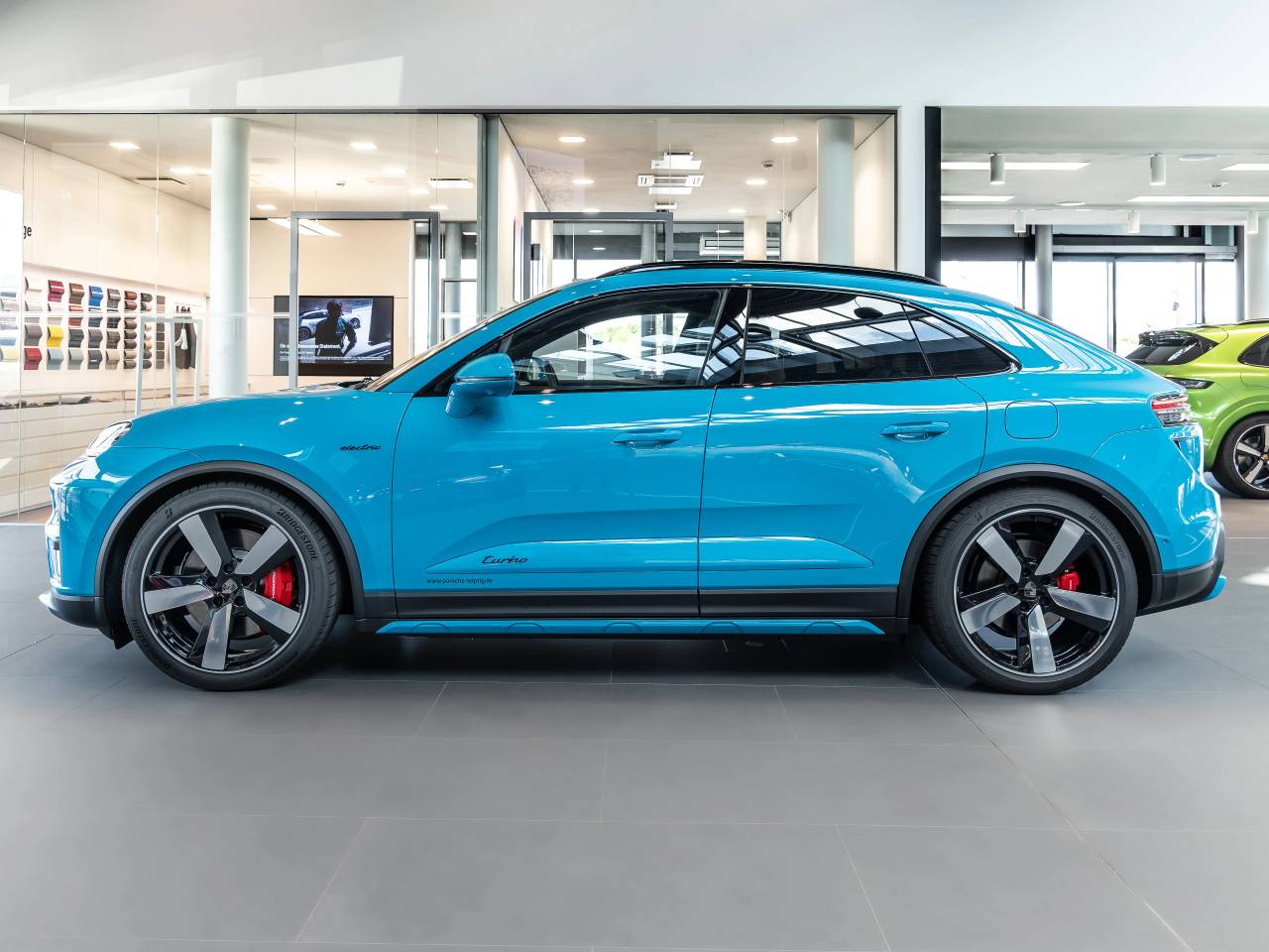 Porsche Macan Electrique Turbo - 2025 - Joinsteer - #2
