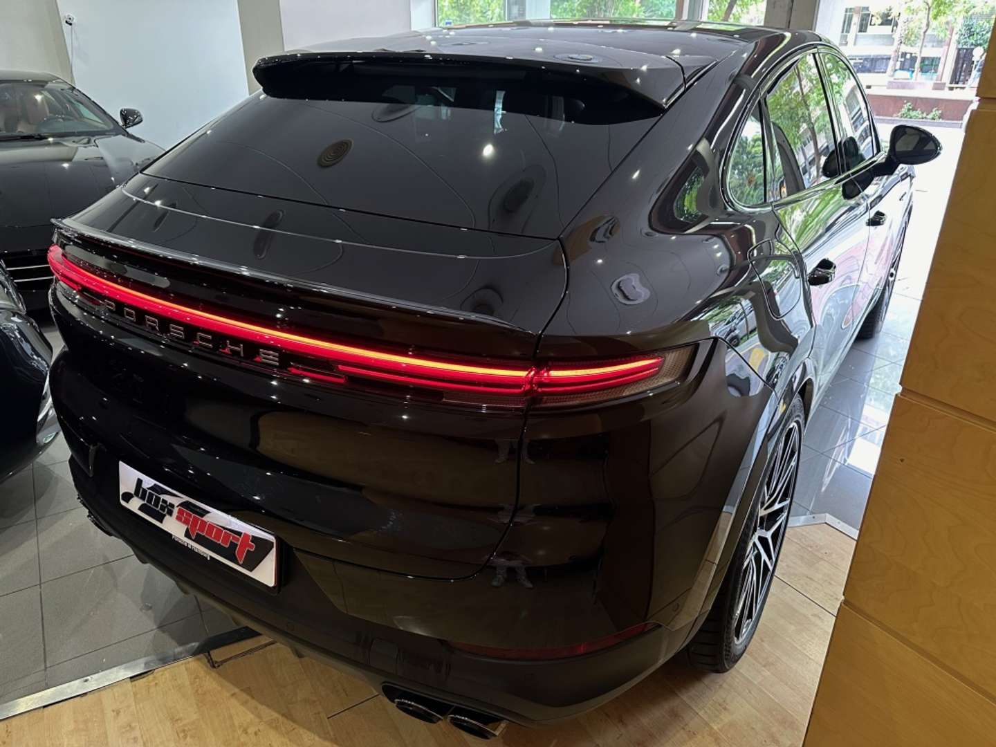 Porsche Cayenne E-Hybrid Coupé - 2025 - Joinsteer - #4