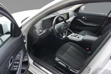 BMW Série 3 Touring 318d — photo 8