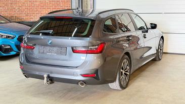 BMW Série 3 320e — photo 2