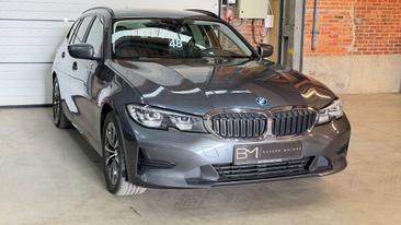 BMW Série 3 320e — photo 18