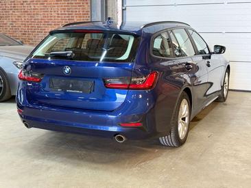 BMW Série 3 Lounge 318d — photo 2