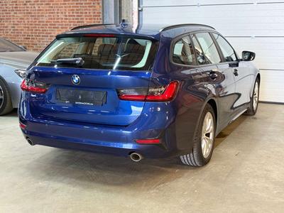 BMW Série 3 Lounge 318d