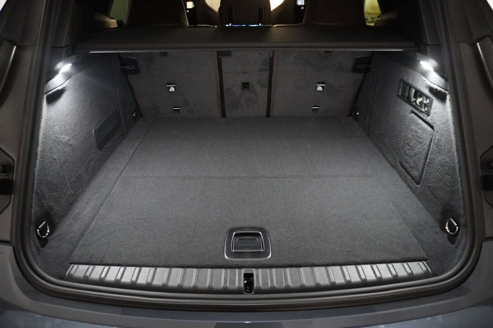 BMW IX XDrive40 - 2024 - Joinsteer - #2