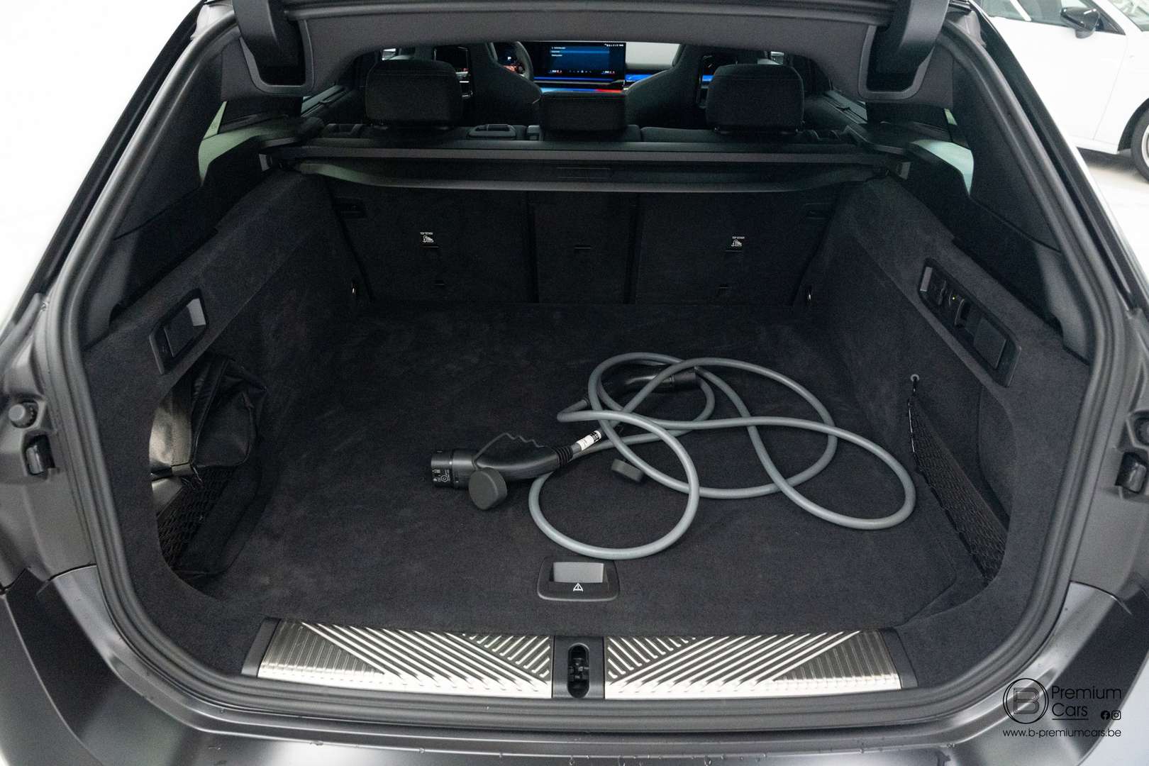 BMW M5 B&W XDrive - 2025 - Joinsteer - #30