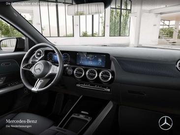 Mercedes GLA 180 Progressive — photo 9