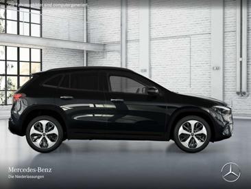 Mercedes GLA 180 Progressive — photo 17