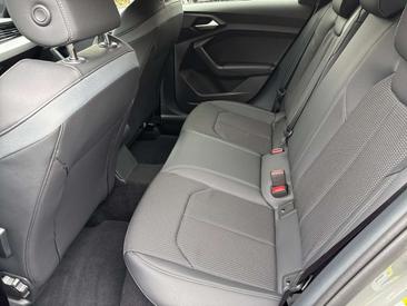 Audi A1 S Line 35 TFSI — photo 11