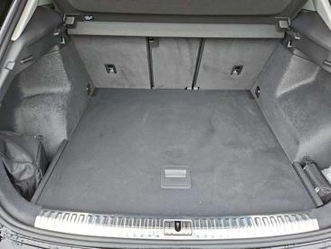 Audi Q3 S Line 40 TDI — photo 12