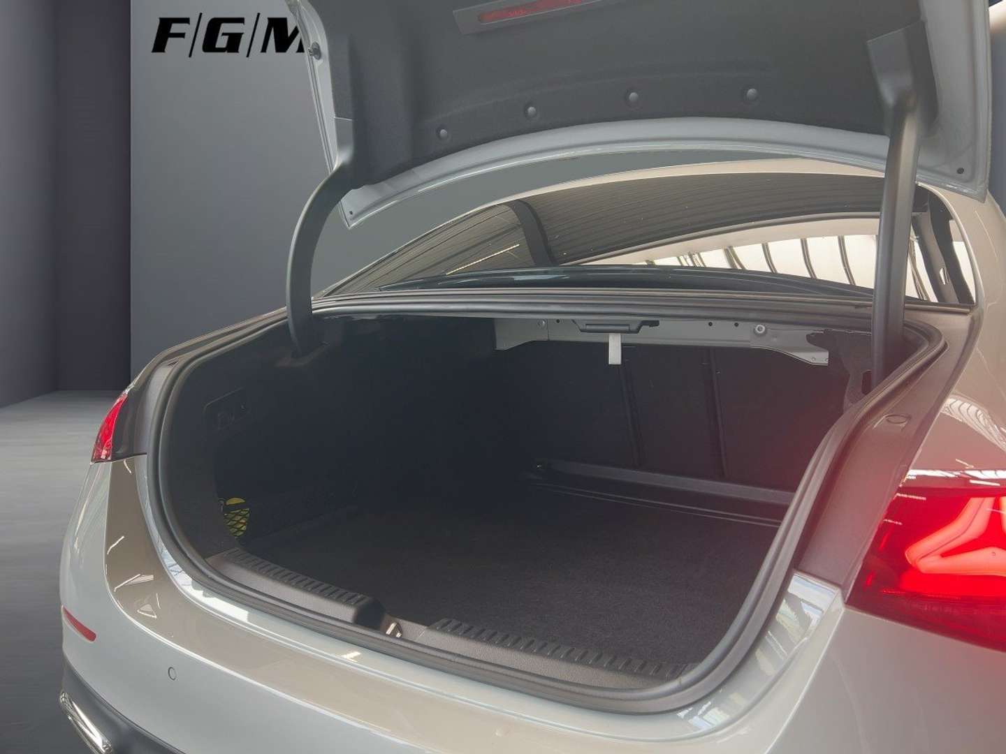 Mercedes Classe E 220 AMG-LINE - 2024 - Joinsteer - #5