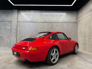 Porsche 993 Carrera Coupé — photo 12