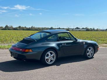 Porsche 993 Carrera Coupé — photo 5
