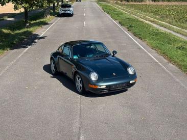 Porsche 993 Carrera Coupé — photo 6