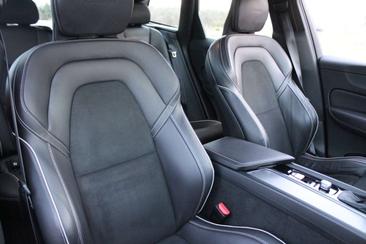 Volvo XC60 D4 R-Design — photo 5