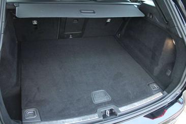 Volvo XC60 D4 R-Design — photo 13