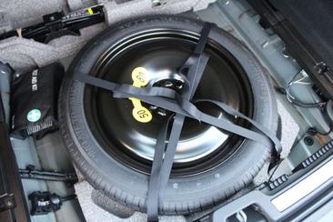 Volvo XC60 D4 R-Design — photo 14