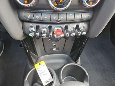 Mini 5 Portes Classic Cooper S — photo 16