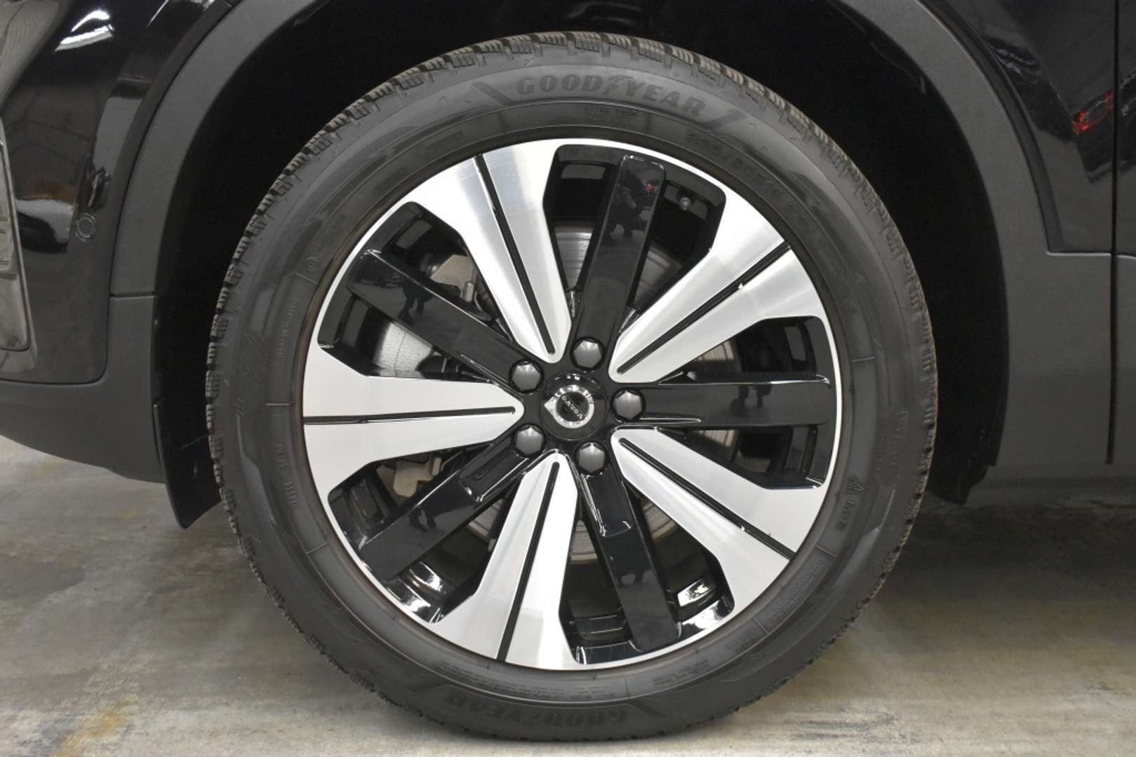 Volvo EX40 Recharge Plus - 2025 - Joinsteer - #4