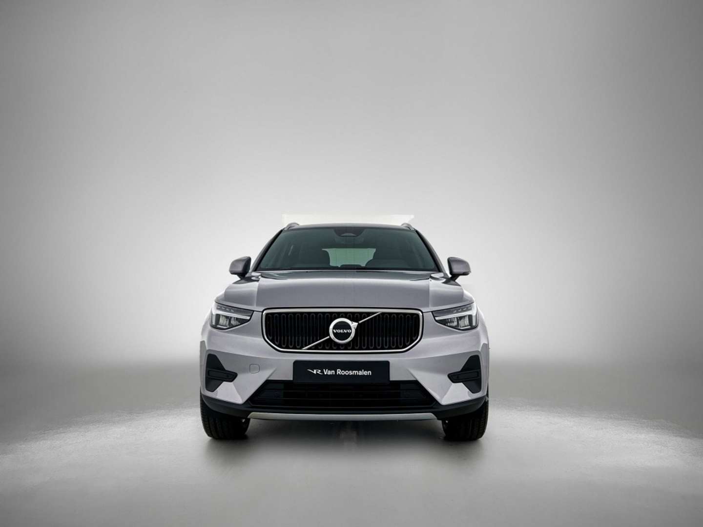 Volvo XC40 B3 Core - 2025 - Joinsteer - #5