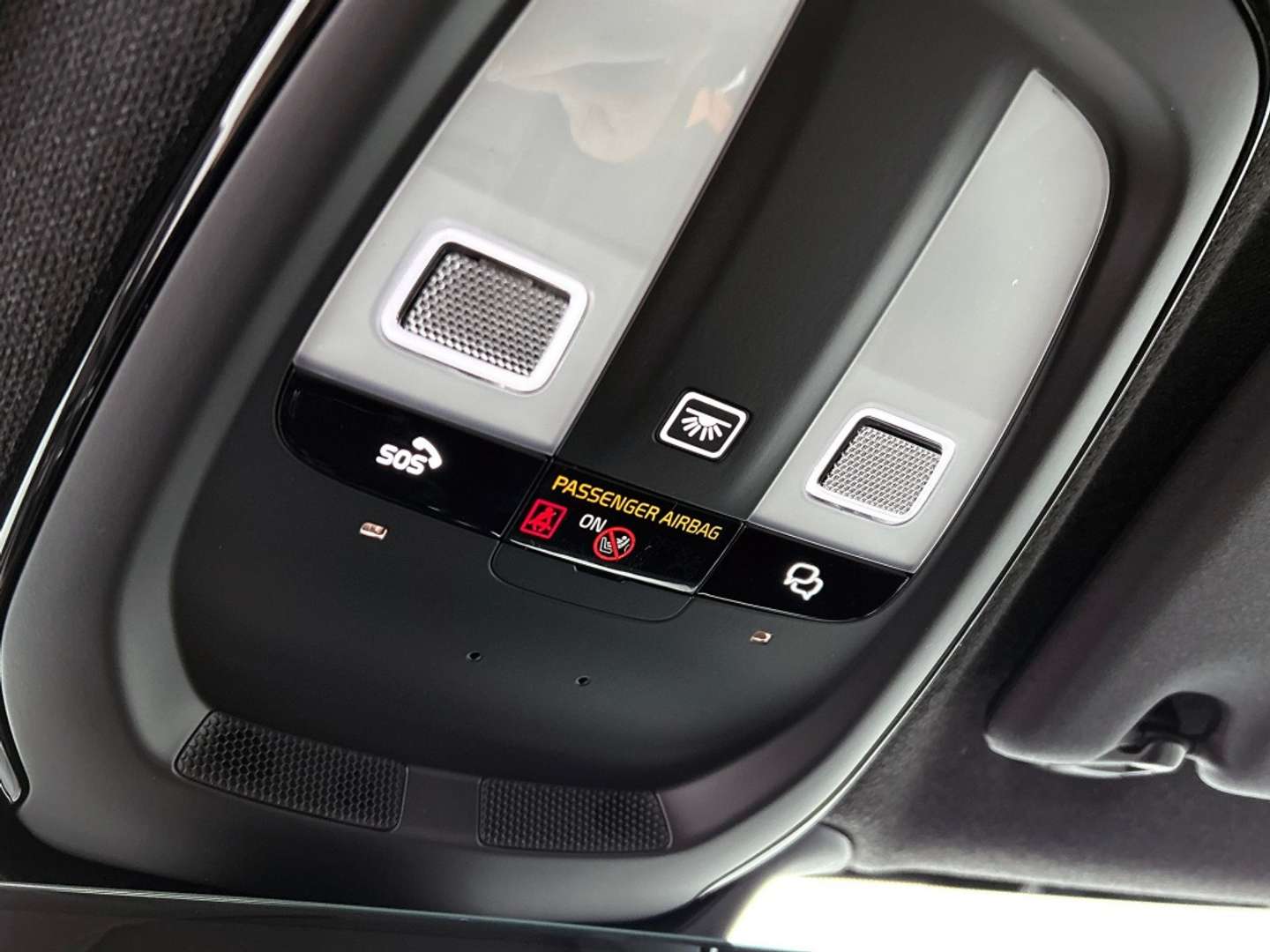 Volvo XC40 B3 Core - 2025 - Joinsteer - #8