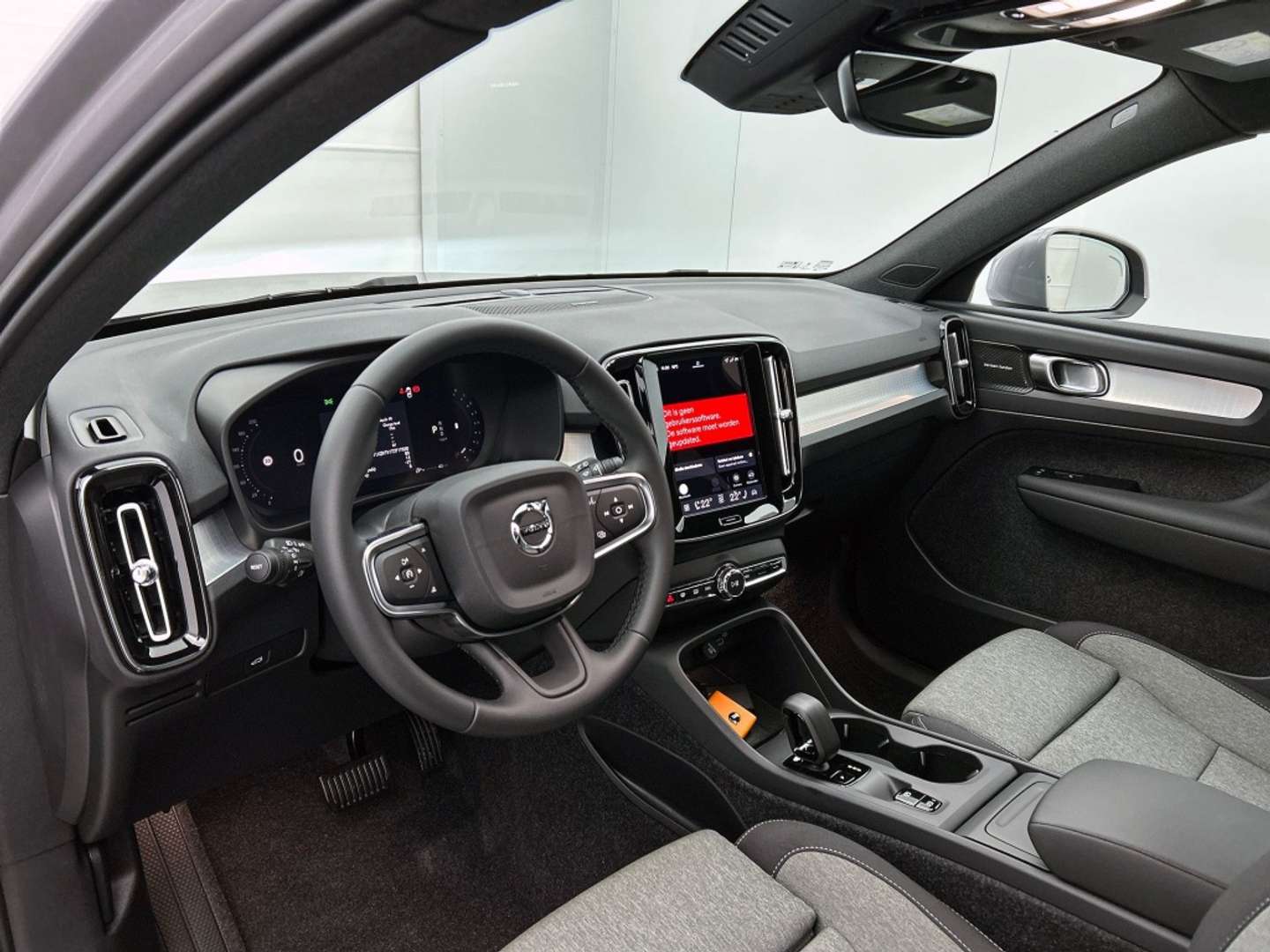 Volvo XC40 B3 Core - 2025 - Joinsteer - #10