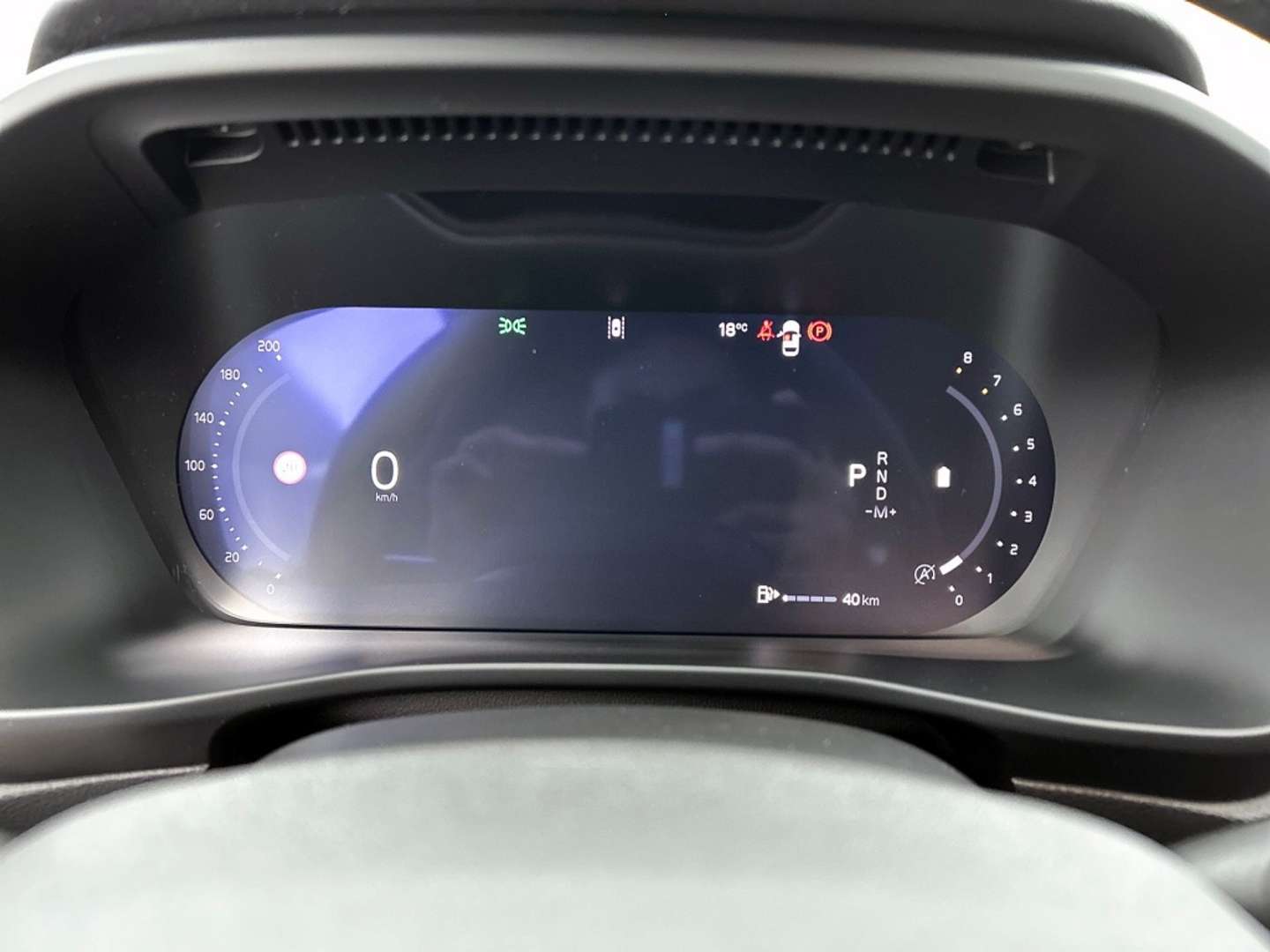 Volvo XC40 B3 Core - 2025 - Joinsteer - #11