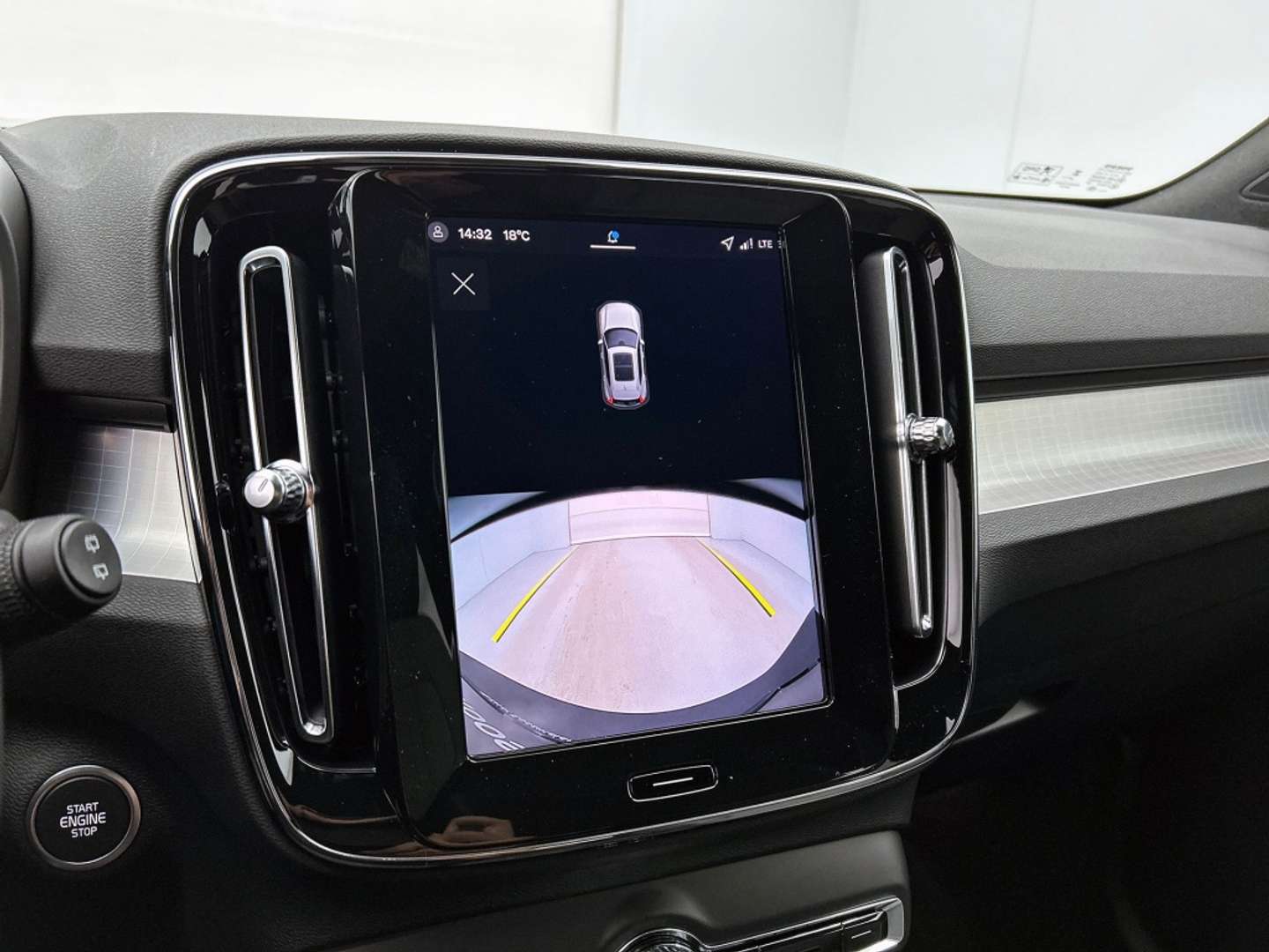 Volvo XC40 B3 Core - 2025 - Joinsteer - #13