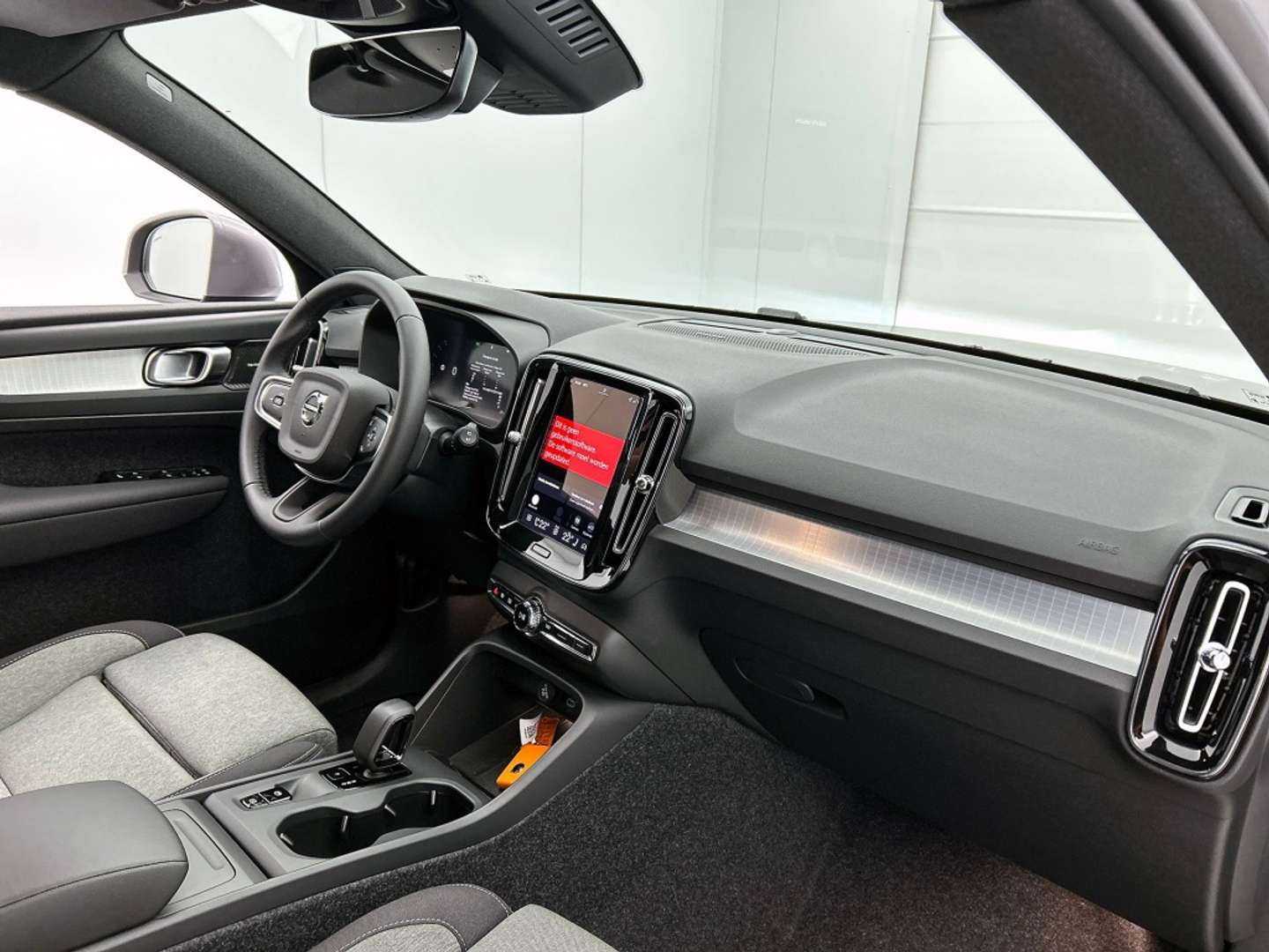 Volvo XC40 B3 Core - 2025 - Joinsteer - #19