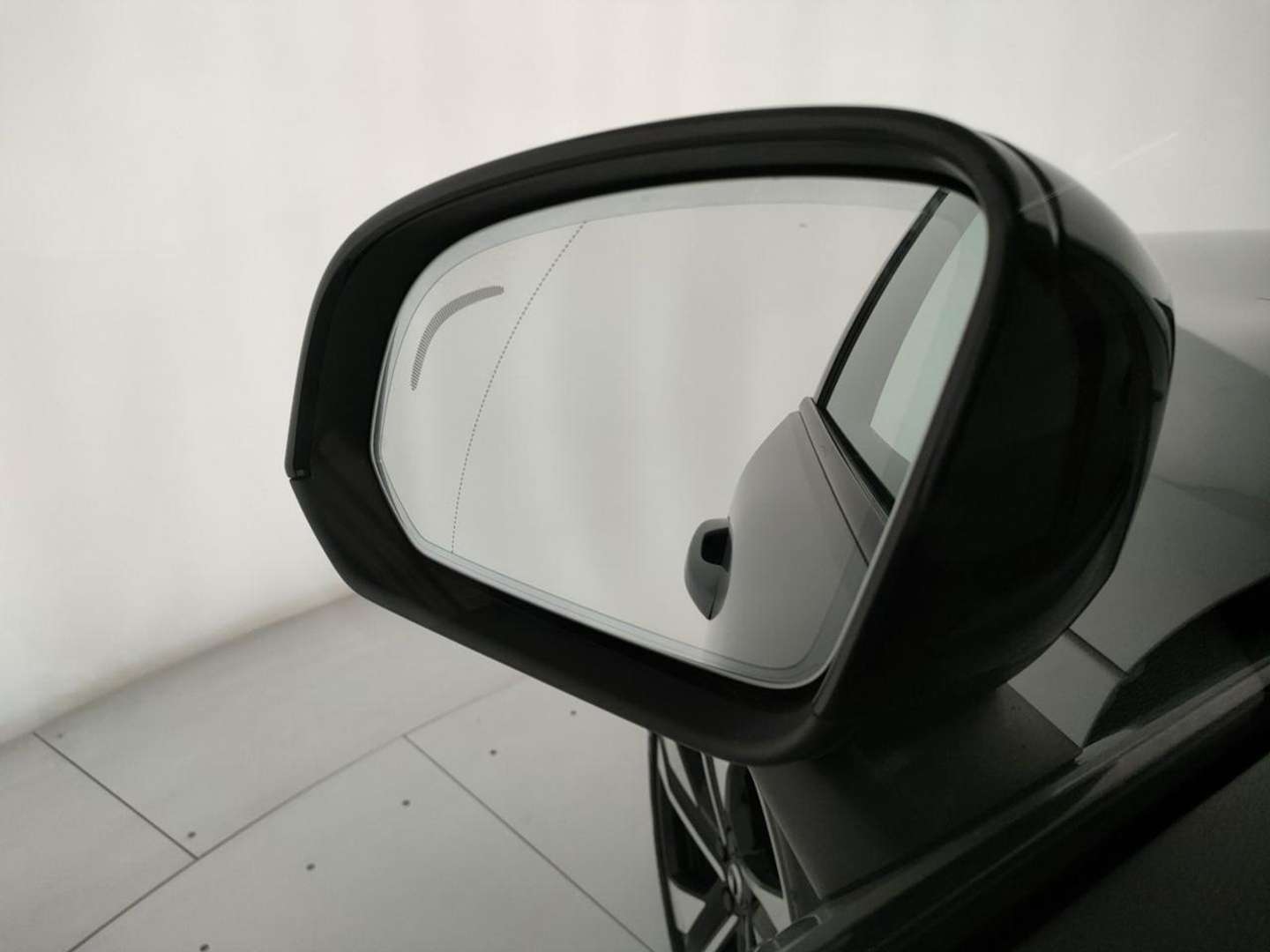 Volvo XC40 B3 Plus - 2025 - Joinsteer - #12