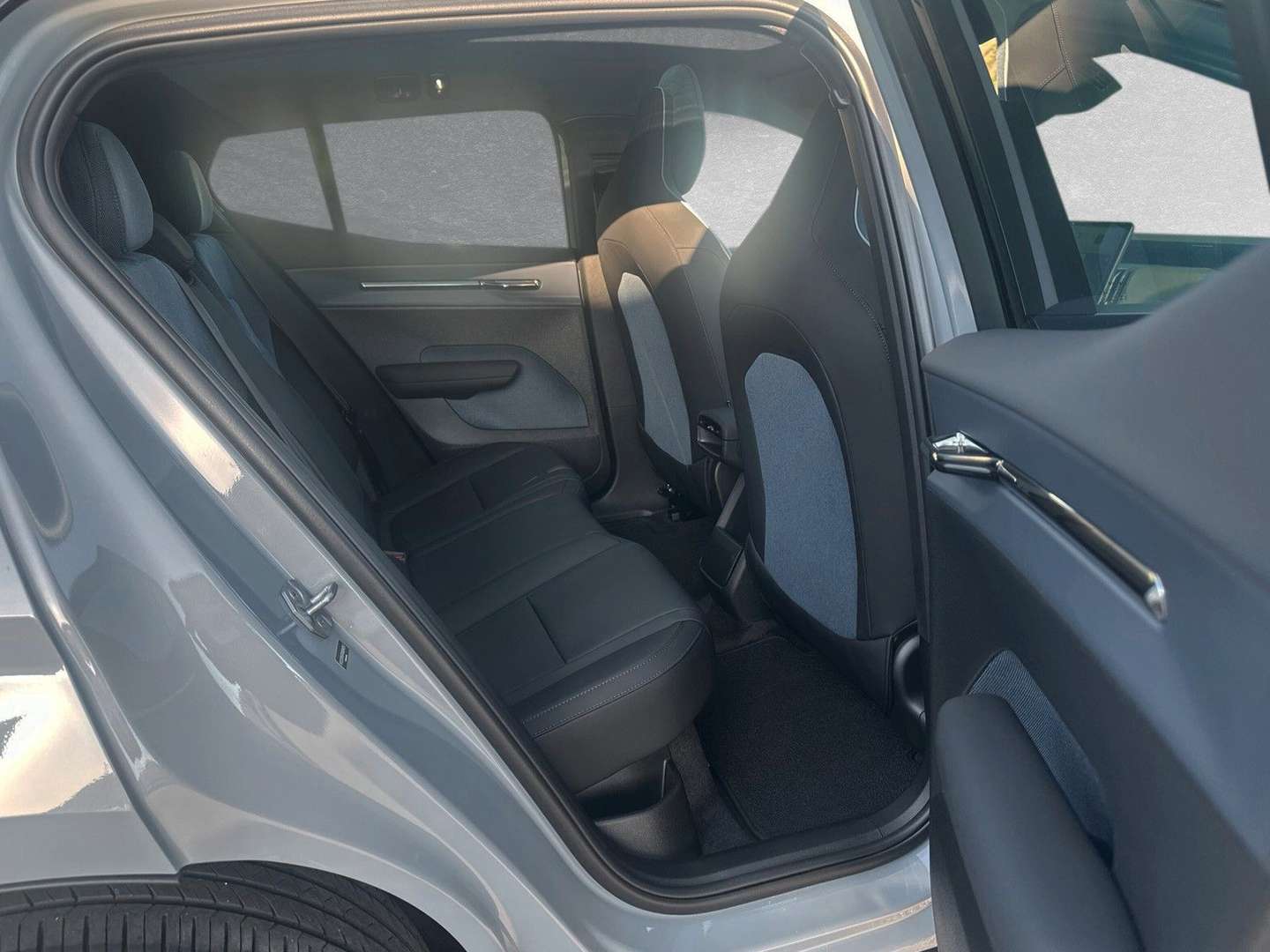 Volvo EX30 TWIN MOTOR PERFORMANCE - 2025 - Joinsteer - #4