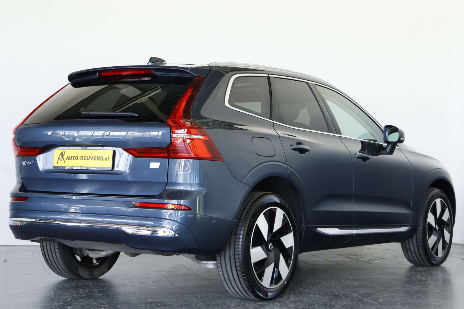 Volvo XC60 T8 Recharge Plus - 2023 - Joinsteer - #1