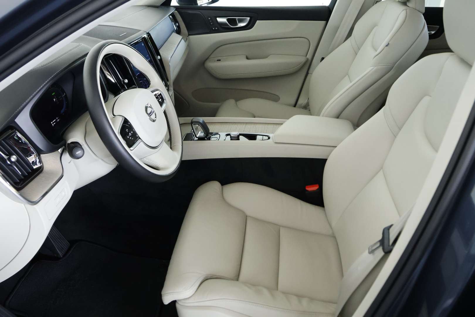 Volvo XC60 T8 Recharge Plus - 2023 - Joinsteer - #5