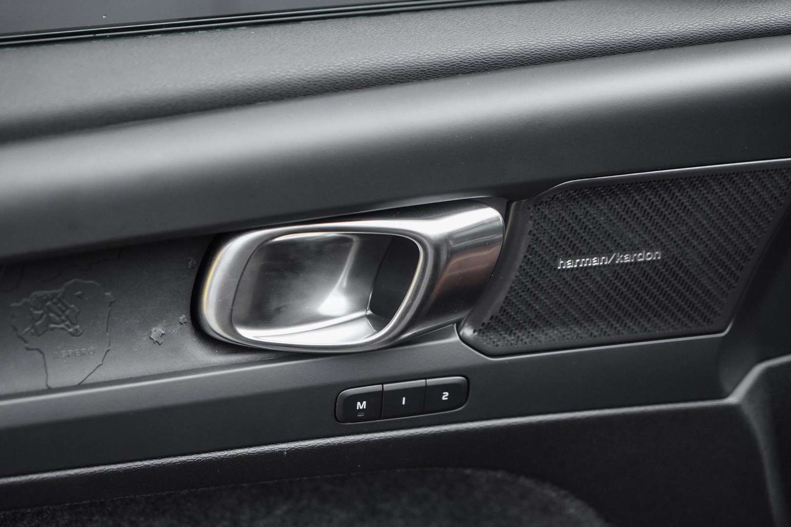 Volvo EX40 Single Motor Extended Range Ultra - 2025 - Joinsteer - #15