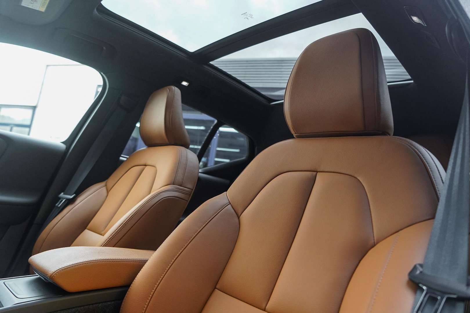 Volvo EX40 Single Motor Extended Range Ultra - 2025 - Joinsteer - #17