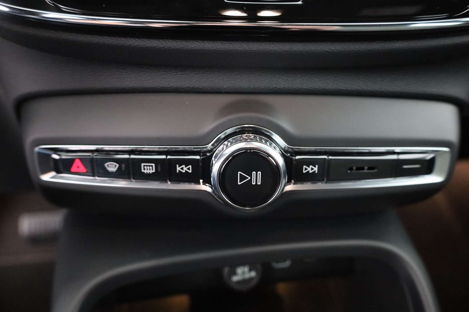 Volvo XC40 B3 Core - 2024 - Joinsteer - #10