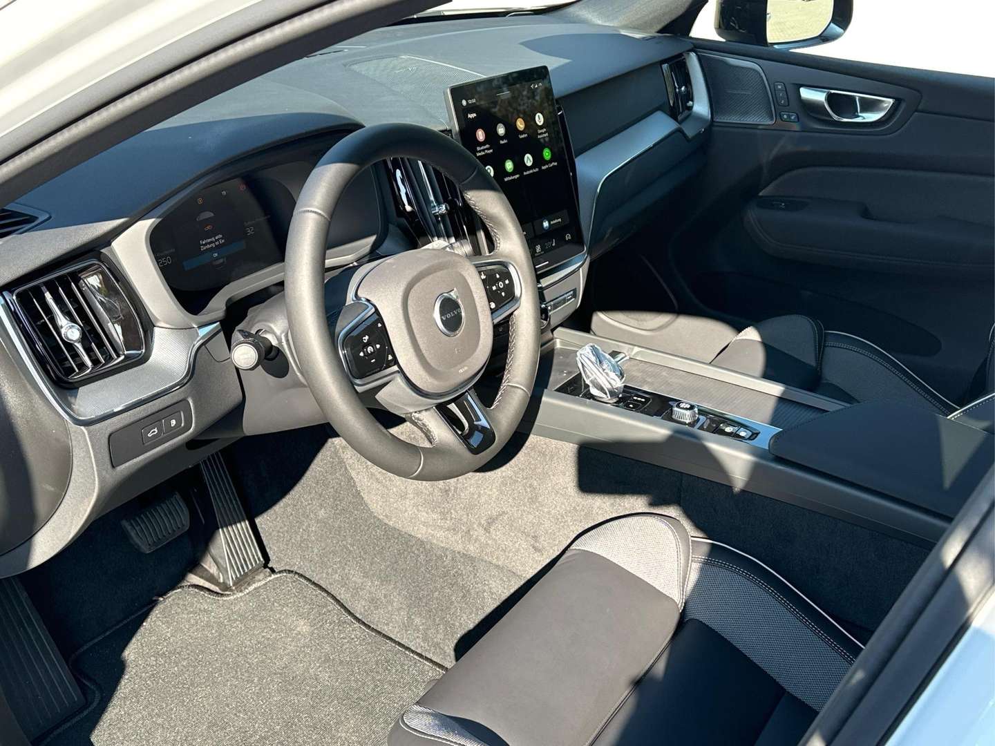 Volvo XC60 T6 PLUS - 2025 - Joinsteer - #9