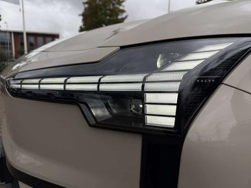 Volvo EX30 Recharge Plus — photo 6