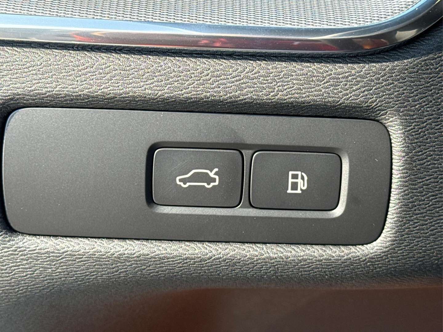 Volvo XC60 T6 PLUS - 2025 - Joinsteer - #22