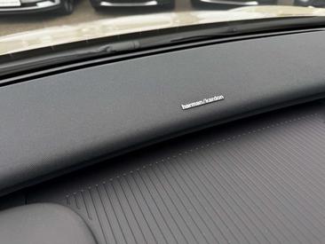 Volvo EX30 Recharge Plus — photo 11