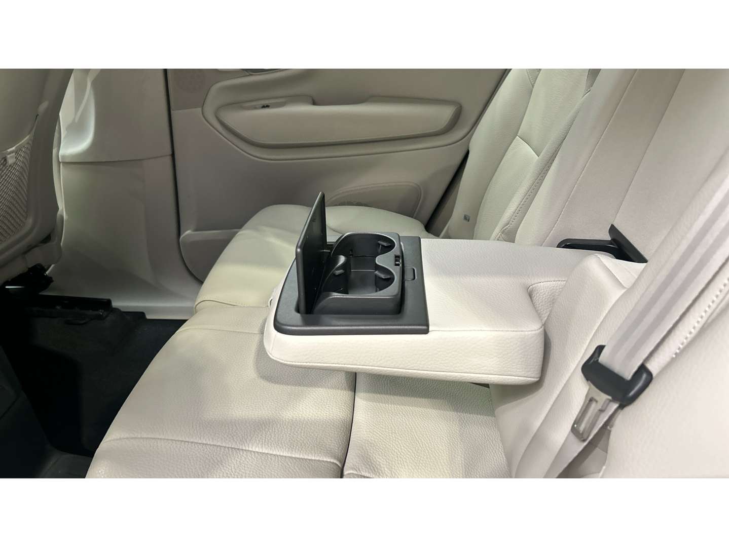 Volvo XC90 T8 Recharge Core - 2024 - Joinsteer - #31