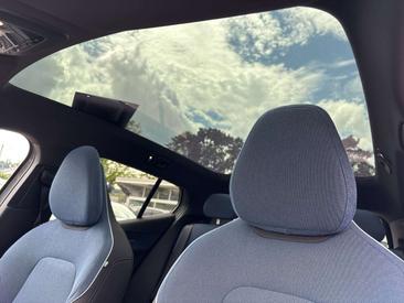 Volvo EX30 Performance Ultra AWD Twin Motor — photo 17