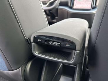 Volvo EX30 Performance Ultra AWD Twin Motor — photo 20
