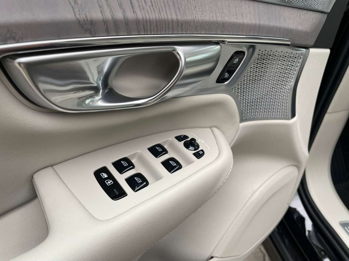 Volvo XC90 B5 Ultimate - 2025 - Joinsteer - #13