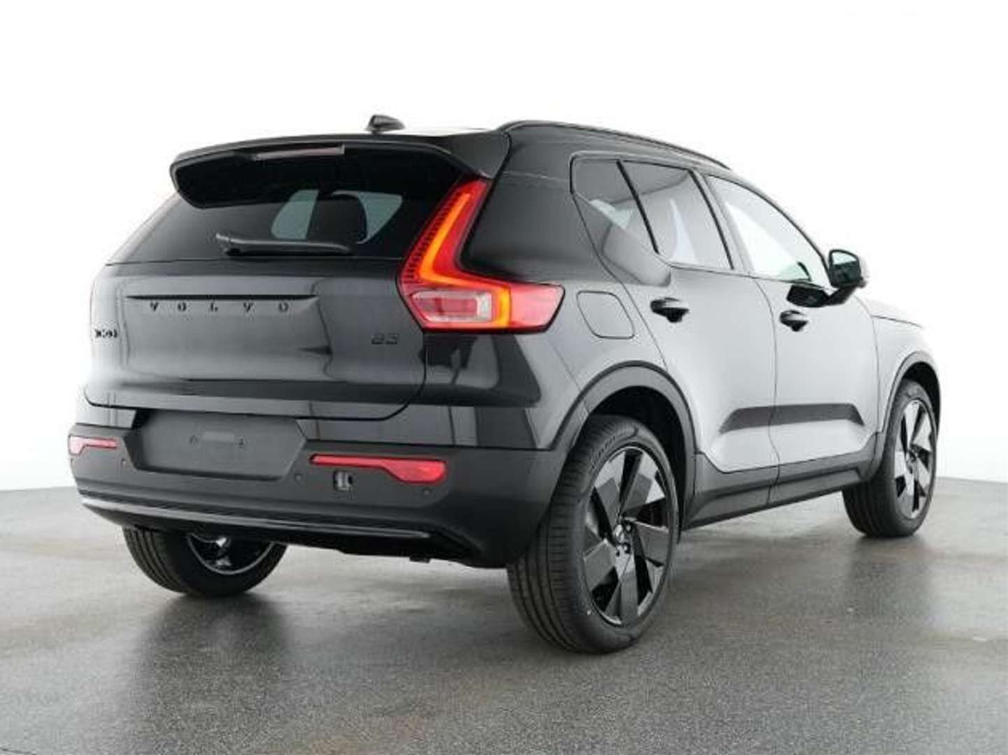 Volvo XC40 B3 Plus - 2025 - Joinsteer - #2